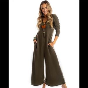 NWOT simply comfort jumpsuit